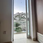 Apartment Joyful *