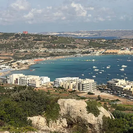 Joyful * Mellieħa